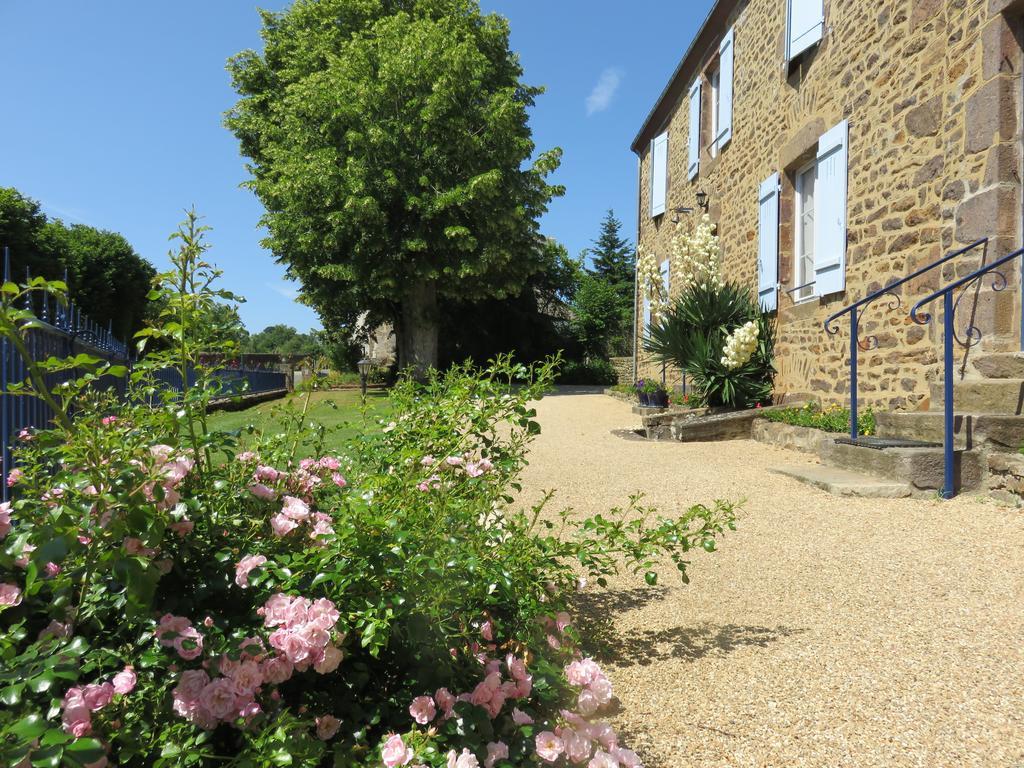 Les Quatre Saisons Bed & Breakfast Moitron-sur-Sarthe Dış mekan fotoğraf