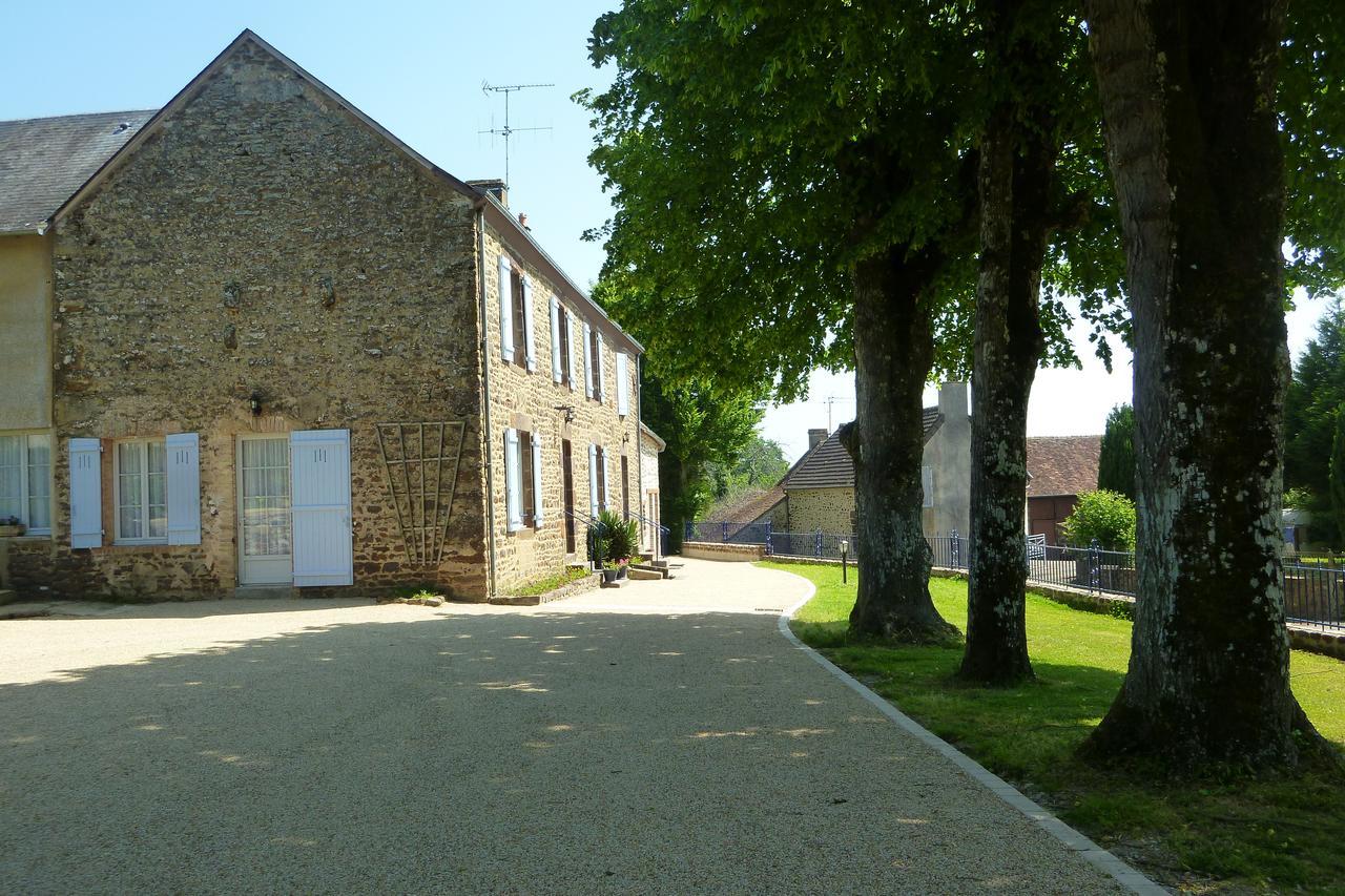 Les Quatre Saisons Bed & Breakfast Moitron-sur-Sarthe Dış mekan fotoğraf